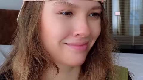 Snapshot of _demi_dee_ chatting on October 27, 2025, 6:50 am DemiDee online show from October 27, 2025, 6:50 am