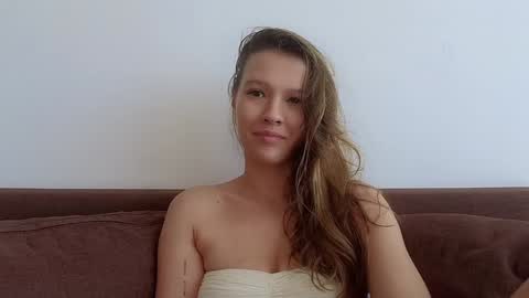 Snapshot of _demi_dee_ chatting on November 3, 2025, 5:42 am DemiDee online show from November 3, 2025, 5:42 am