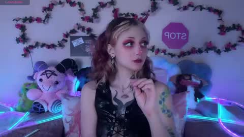 Kate online show from May 15, 2026, 5:31 pm