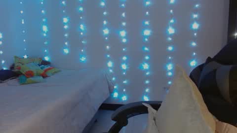 Snapshot of _diana_cute chatting on November 21, 2025, 10:41 pm Diana online show from November 21, 2025, 10:41 pm