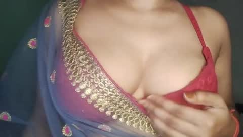Snapshot of _dreamgirl_0 chatting on June 9, 2026, 11:11 am _dreamgirl_0 online show from June 9, 2026, 11:11 am