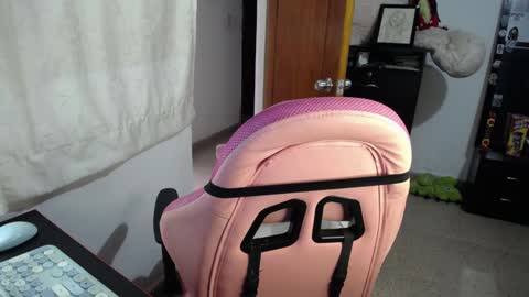 Abbye online show from February 5, 2025, 1:11 pm