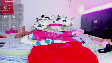 _dulcefuego online show from February 27, 2026, 10:21 pm