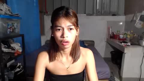 _eleanorxx online show from April 19, 2026, 8:57 am