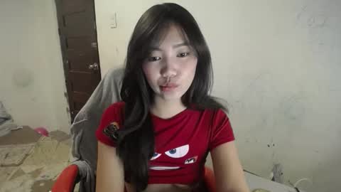 Snapshot of _ellevivien chatting on March 23, 2026, 4:11 pm Elle online show from March 23, 2026, 4:11 pm