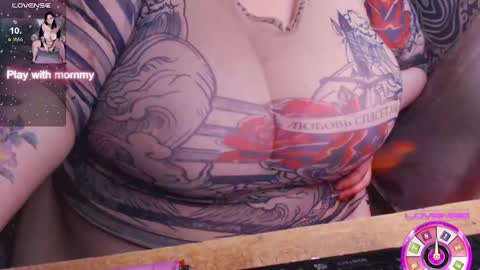 LIsa online show from September 9, 2025, 12:37 pm