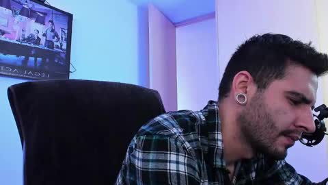 Snapshot of _elon_coxx_ chatting on February 11, 2025, 9:25 pm - online show from February 11, 2025, 9:25 pm