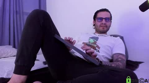 Snapshot of _elon_coxx_ chatting on October 9, 2025, 10:41 pm - online show from October 9, 2025, 10:41 pm