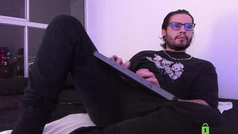 Snapshot of _elon_coxx_ chatting on October 25, 2025, 11:54 pm - online show from October 25, 2025, 11:54 pm