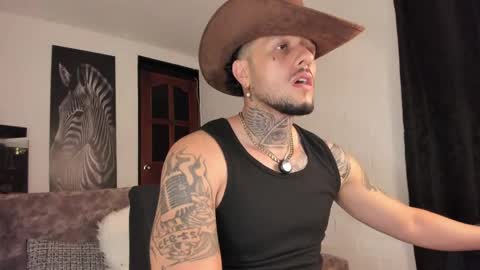 Snapshot of _emilio_escobar chatting on June 6, 2026, 9:25 am Emilio online show from June 6, 2026, 9:25 am