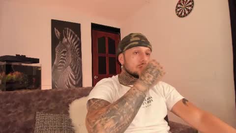 Snapshot of _emilio_escobar chatting on June 14, 2026, 10:39 am Emilio online show from June 14, 2026, 10:39 am