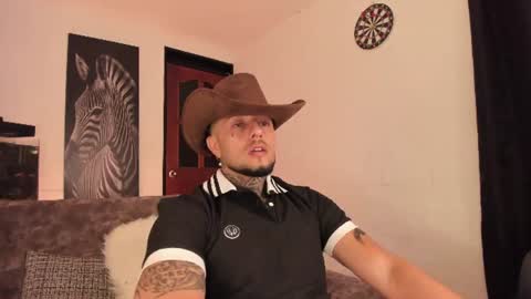 Snapshot of _emilio_escobar chatting on June 18, 2026, 9:09 am Emilio online show from June 18, 2026, 9:09 am