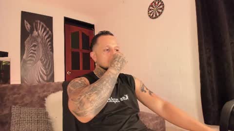 Snapshot of _emilio_escobar chatting on June 19, 2026, 10:08 am Emilio online show from June 19, 2026, 10:08 am