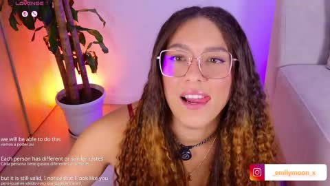 Snapshot of _emilymoon_x chatting on March 14, 2026, 2:17 am Emi online show from March 14, 2026, 2:17 am