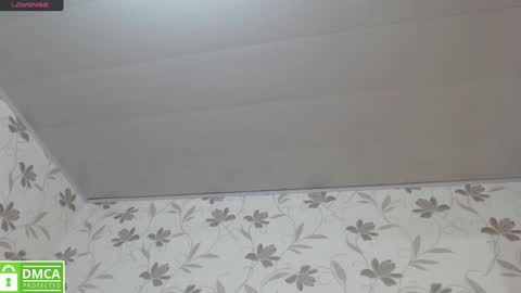 Snapshot of _emma_diamond_ chatting on December 24, 2024, 12:11 am Emma online show from December 24, 2024, 12:11 am