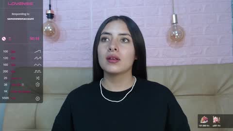 Snapshot of _emma_diamond_ chatting on December 27, 2024, 12:50 am Emma online show from December 27, 2024, 12:50 am