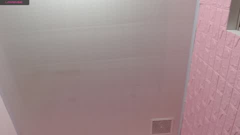 Snapshot of _emma_diamond_ chatting on January 14, 2025, 12:35 pm Emma online show from January 14, 2025, 12:35 pm