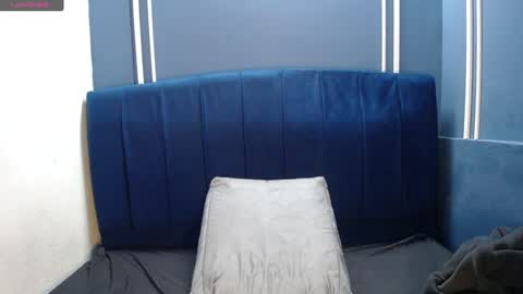 Snapshot of _emma_diamond_ chatting on February 7, 2025, 10:20 pm Emma online show from February 7, 2025, 10:20 pm