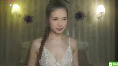 Snapshot of _eva_lee chatting on November 8, 2025, 9:02 pm Alice online show from November 8, 2025, 9:02 pm