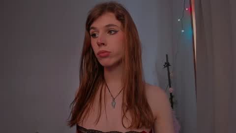 Snapshot of _eva_pleasure_ chatting on December 31, 2024, 6:05 am Eva online show from December 31, 2024, 6:05 am