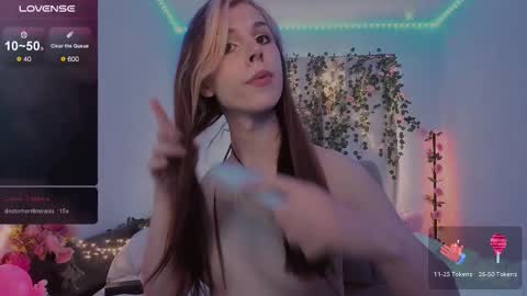 Snapshot of _eva_pleasure_ chatting on September 25, 2025, 6:06 am Eva online show from September 25, 2025, 6:06 am