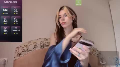 Snapshot of _eva_pleasure_ chatting on November 14, 2025, 9:08 am Eva online show from November 14, 2025, 9:08 am