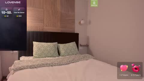 Snapshot of _eva_pleasure_ chatting on November 24, 2025, 10:04 am Eva online show from November 24, 2025, 10:04 am