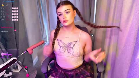 Eva Lane online show from May 27, 2026, 8:11 am