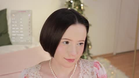 Essie  online show from December 31, 2024, 1:04 am