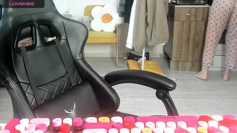 Alis online show from March 9, 2026, 6:50 am