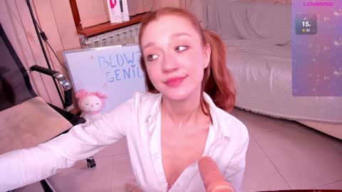 Lola 3  online show from December 5, 2024, 6:11 pm