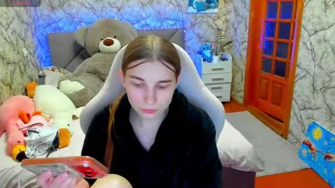 Snapshot of _flowersweet_ chatting on May 31, 2026, 8:10 pm Kate online show from May 31, 2026, 8:10 pm