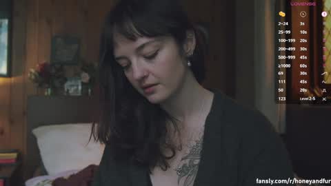 Snapshot of _freckles chatting on June 4, 2026, 3:23 am Jacqui Queen goddess motorcycle mozzarella Jaq next livestream see bio online show from June 4, 2026, 3:23 am