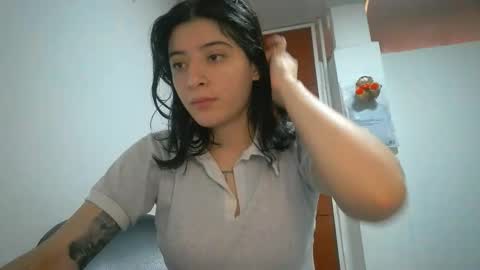 Mia-foster online show from January 16, 2026, 8:13 pm