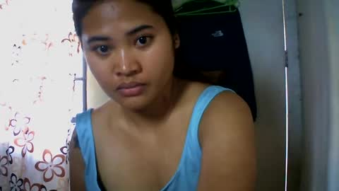 Snapshot of _genevieve22_ chatting on July 14, 2026, 7:57 am genny online show from July 14, 2026, 7:57 am
