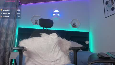 Snapshot of _giarose chatting on February 17, 2025, 9:30 pm Gia Rose online show from February 17, 2025, 9:30 pm