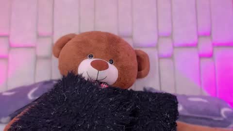 Snapshot of _gigidoll_ chatting on November 6, 2025, 11:44 am Gigi online show from November 6, 2025, 11:44 am