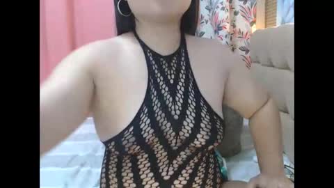 glamour online show from April 4, 2026, 4:15 pm