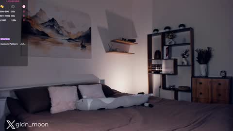 Snapshot of _golden_moon_ chatting on February 1, 2025, 7:44 pm Rina online show from February 1, 2025, 7:44 pm