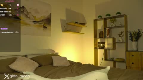 Snapshot of _golden_moon_ chatting on February 16, 2025, 3:04 am Rina online show from February 16, 2025, 3:04 am