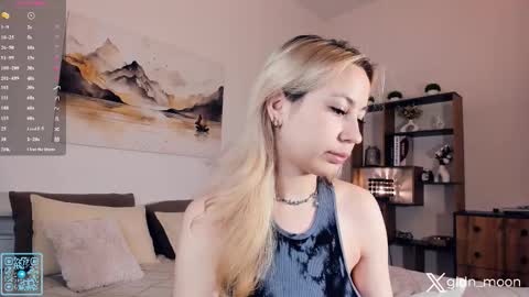 Snapshot of _golden_moon_ chatting on September 13, 2025, 11:15 pm Rina online show from September 13, 2025, 11:15 pm