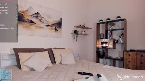 Snapshot of _golden_moon_ chatting on September 17, 2025, 6:09 pm Rina online show from September 17, 2025, 6:09 pm