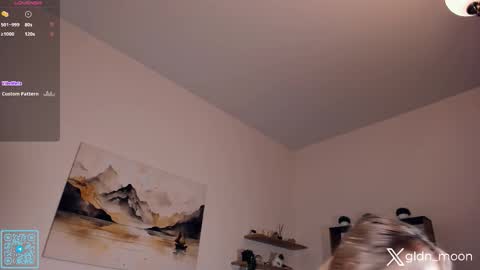 Snapshot of _golden_moon_ chatting on October 28, 2025, 11:07 pm Rina online show from October 28, 2025, 11:07 pm