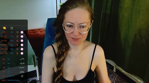 Snapshot of _goldilocks__ chatting on September 22, 2025, 7:10 am _goldilocks__ online show from September 22, 2025, 7:10 am