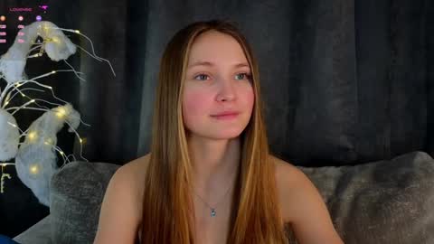 Snapshot of _green_green_ chatting on January 9, 2025, 4:19 am Milly online show from January 9, 2025, 4:19 am