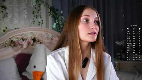 Snapshot of _green_green_ chatting on May 7, 2026, 2:28 am Milly online show from May 7, 2026, 2:28 am