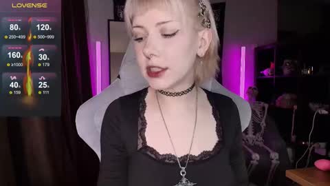 Snapshot of _gummybears_ chatting on February 9, 2026, 2:26 am Tori online show from February 9, 2026, 2:26 am