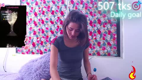 Snapshot of _gwen__ chatting on January 15, 2025, 12:58 pm Gwen online show from January 15, 2025, 12:58 pm