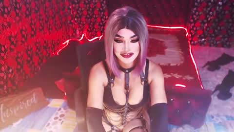 Snapshot of _hailyourqueenx chatting on December 3, 2024, 1:19 am GoDDess Chloe online show from December 3, 2024, 1:19 am