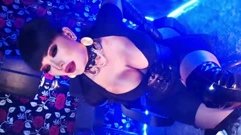 Snapshot of _hailyourqueenx chatting on June 20, 2026, 7:05 pm GoDDess Chloe online show from June 20, 2026, 7:05 pm